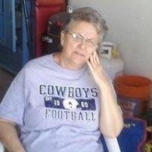 Meet your Posher, Connie